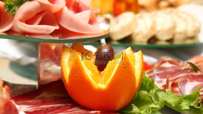 行业现状：中小餐饮企业面临供应链困境