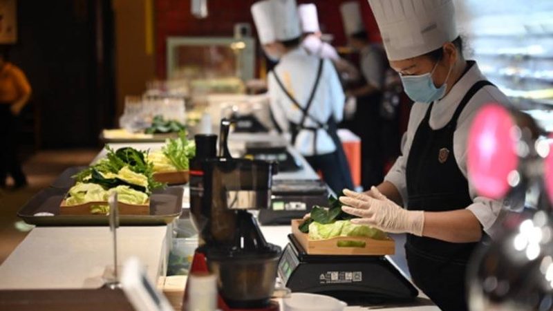 揭秘蜜饯果干：从厂家直销到消费者餐桌的旅程